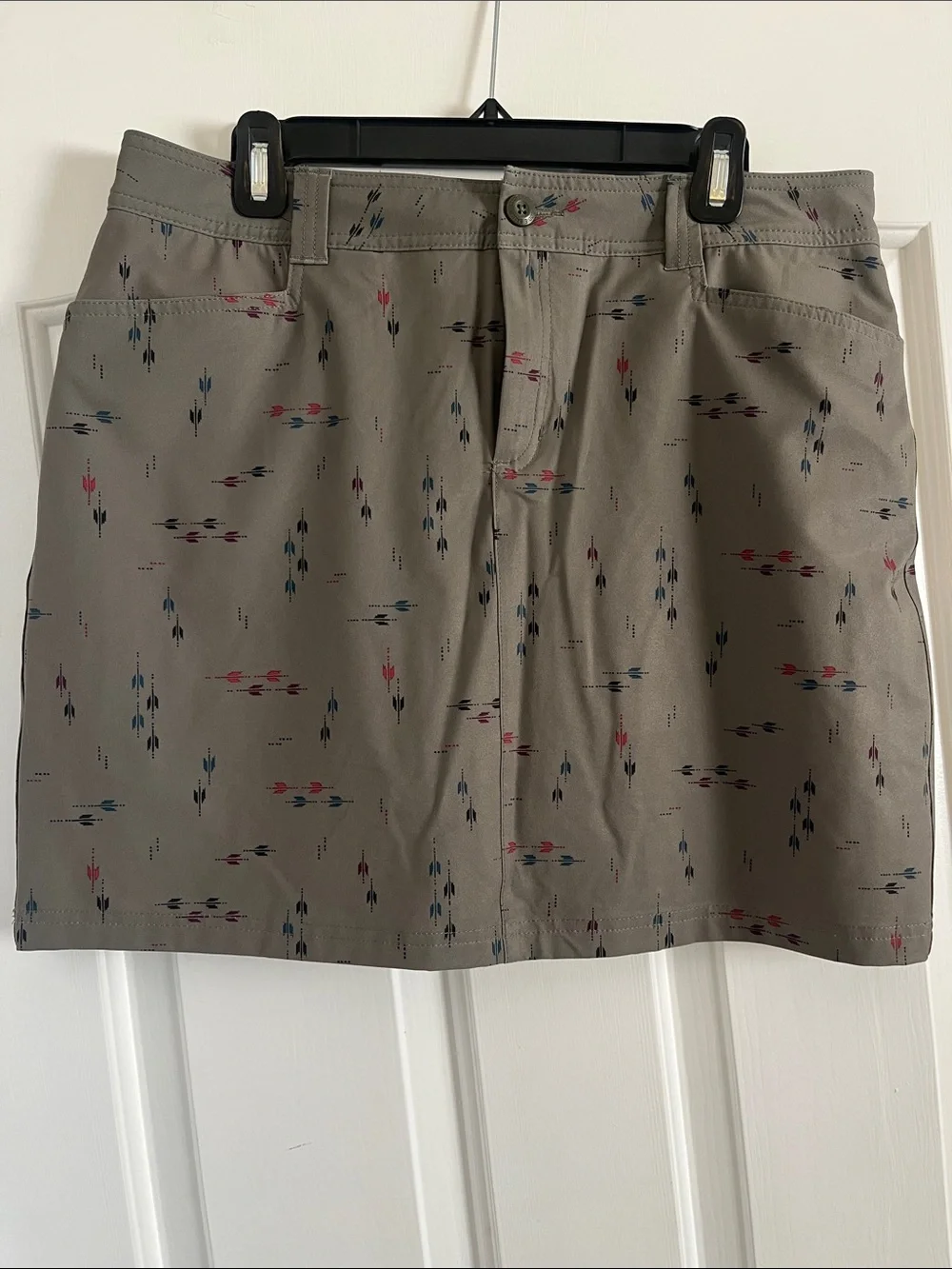 Eddie Bauer Olive Green Mini Skort with Navy and Red Motif